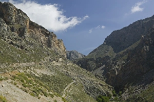 Images Dated 30th May 2006: GREECE, CRETE, Rethymno Province, Kurtalioti Canyon: Canyon View / Southern Rethymno