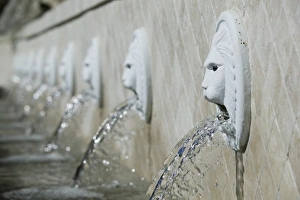 Images Dated 30th May 2006: GREECE, CRETE, Rethymno Province, Spili: Venetian Fountain and its 19 lion heads