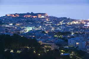 Images Dated 31st May 2006: GREECE-CRETE-Rethymno Province-Rethymno: Dusk City View with 16th century Venetian
