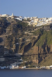Images Dated 11th May 2009: Greece, Cyclades, Island of Santorini (aka Thira). Zig-zag road to the capital city