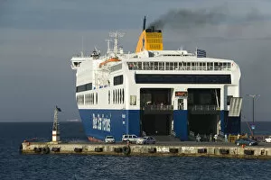 Images Dated 18th May 2006: GREECE-Dodecanese Islands-RHODES-Rhodes Town: Greek Island Ferry