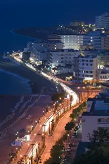 Images Dated 19th May 2006: GREECE-Dodecanese Islands-RHODES-Rhodes Town: Rhodes New Town Hotel Quarter