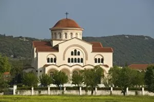 Images Dated 7th May 2006: GREECE, Ionian Islands, KEFALONIA, Valsamata: St. Gerasimou Monastery Exterior