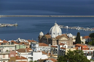 Images Dated 8th May 2006: GREECE, Northeastern Aegean Islands, LESVOS (Mytilini), Mytilini Town: Church of