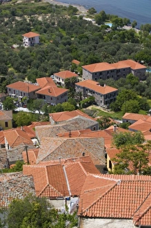 GREECE, Northeastern Aegean Islands, LESVOS (Mytilini), Mithymna (Molyvos): Town
