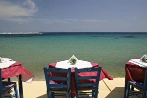 GREECE, Northeastern Aegean Islands, SAMOS, Kokkari: Waterfront Cafe Table