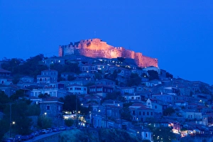 Images Dated 9th May 2006: GREECE-Northeastern Aegean Islands-LESVOS (Mytilini)-Mithymna (Molyvos): 15th century