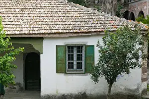 Images Dated 10th May 2006: GREECE-Northeastern Aegean Islands-LESVOS (Mytilini)-Filia: Limonos Monastery- Courtyard
