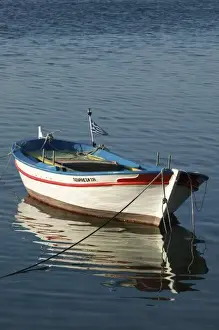 Images Dated 11th May 2006: GREECE-Northeastern Aegean Islands-LESVOS (Mytilini)-Mytilini Town: Norhtern Harbor