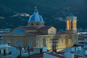 Images Dated 14th May 2006: GREECE-Northeastern Aegean Islands-SAMOS-Kokkari: Town Church / Evening