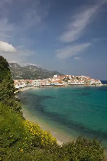 Images Dated 13th May 2006: GREECE-Northeastern Aegean Islands-SAMOS-Kokkari: Kokkari Waterfront