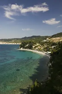 Images Dated 15th May 2006: GREECE-Northeastern Aegean Islands-SAMOS-Kokkari: Lemonaki Beach