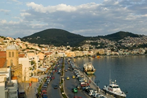 Images Dated 12th May 2006: GREECE-Northeastern Aegean Islands-SAMOS-Vathy (Samos Town): View along Themistokleous