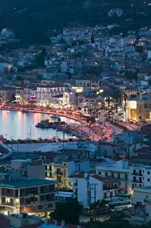 Images Dated 15th May 2006: GREECE-Northeastern Aegean Islands-SAMOS-Vathy (Samos Town): Town View with Vathy