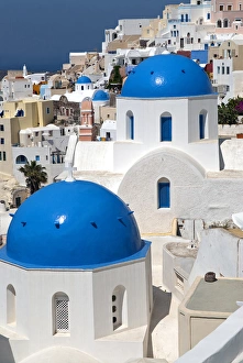 Images Dated 30th May 2011: Greece, Santorini. The town of Oia on the island of Santorini