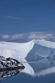 Greenland, Disko Bay, Ilulissat, elevated view of floating ice