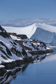 Greenland Collection: Greenland, Disko Bay, Ilulissat, elevated view of floating ice