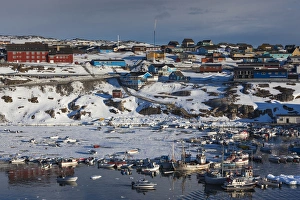 Images Dated 28th May 2015: Greenland, Disko Bay, Ilulissat, town harbor, elevated view