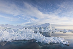 Greenland Collection: Greenland, Disko Bay, Ilulissat, floating ice at sunset