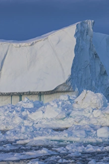 Greenland Collection: Greenland, Disko Bay, Ilulissat, floating ice at sunset