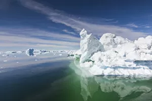Greenland Collection: Greenland, Disko Bay, Oqaatsut, floating ice