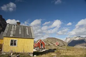 Images Dated 12th September 2010: Greenland, Prince Christian Sound (aka Prins Christian Sund). Small remote fishing