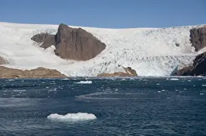 Images Dated 12th September 2010: Greenland, Prince Christian Sound (aka Prins Christian Sund), receding glacier