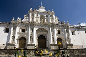 Guatemala, Antigua. Cathedral of Antigua, which was almost entirely destroyed by