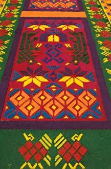 Images Dated 27th July 2006: Guatemala, Sacatepequez province, Antigua, Holy Week, Coloured sand carpets
