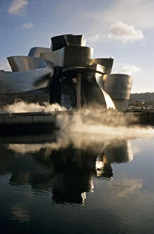 Images Dated 28th February 2006: Guggenheim Museum, Bilbao, Basque Country, Spain Ria de Bilbao