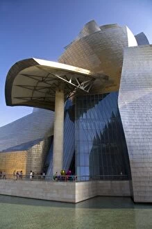 Images Dated 29th August 2008: The Guggenheim Museum in the city of Bilbao, Biscay, Basque Country, northern Spain