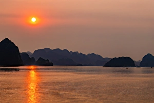 Vietnam Prints: Ha Long Bay, Vietnam