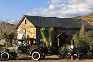 Images Dated 16th January 2012: Hackberry, Arizona, United States. Route 66