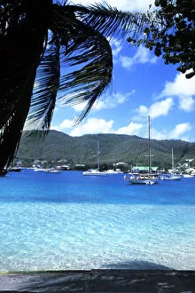 Images Dated 3rd September 2003: Harbor, palms, blue water at Port Elizabeth in Bequia, Grenadines