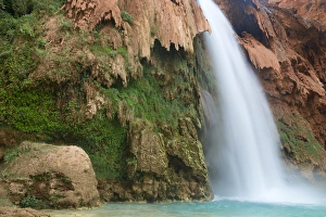 Images Dated 25th April 2012: Havasu Falls on the Havasupai Reservation in Arizona, USA