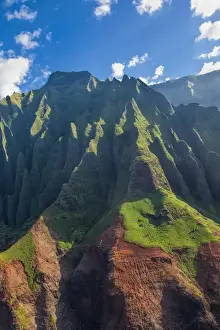 Images Dated 3rd February 2011: Hawaian Islands; USA; Hawaii; Kauai; Aerial of the Napali Coastline