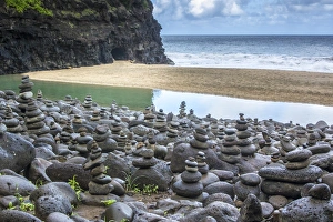 Hawaii Prints: Hawaii, Kalalau Trail, Kauai, Napali, Napali Coast State Park, Pacific Ocean, rock cairns