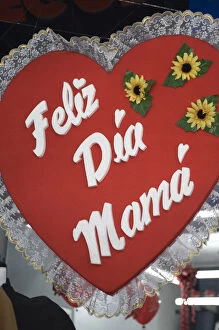 Images Dated 9th May 2005: Heart decorated in Spanish for Mothers Day, Huaraz, Peru, South America