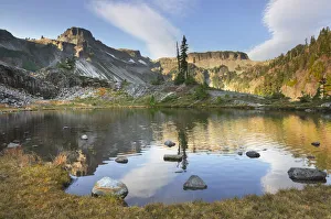 Heather Meadows in autumn. Table Mountain is in the distance