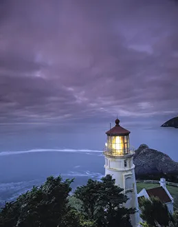 Images Dated 22nd May 2018: Heceta Head Lighthouse, Devils Elbow State Park, Oregon Coast