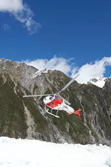 Images Dated 5th October 2005: Helicopter, Franz Josef Glacier, West Coast, South Island, New Zealand