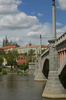 Images Dated 4th May 2004: historic bridge, Czech Republic, prague