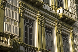 Images Dated 9th April 2007: Historic building, Cuenca, Ecuador, South America. Cuenca is a UNESCO World Heritage