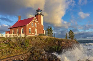 Images Dated 4th October 2018: Historic Eagle Harbor Lighthouse n the Upper Peninsula of Michigan, USA
