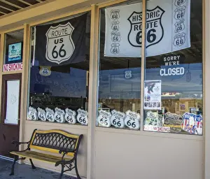 Images Dated 30th April 2015: Historic Old Route 66 passed through Petrified Forest National Park, AZ