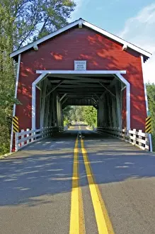 Images Dated 1980: historic Shimanek covered bridge near Albany Oregon