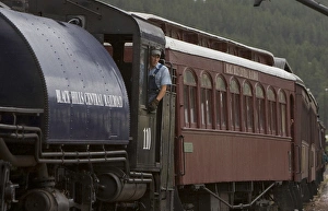 Images Dated 12th June 2007: Historic Steam Trains depart Hill City South Dakota in the summer season