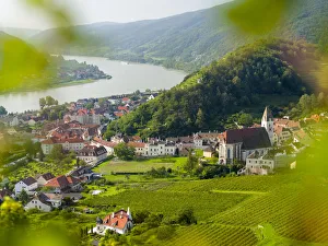 Images Dated 30th April 2021: Historic village Spitz located in wine-growing area, UNESCO World Heritage Site