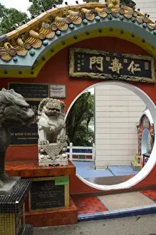 Orient Prints: Hong Kong, Hong Kong Island. Goddess of Mercy temple at Repulse Bay