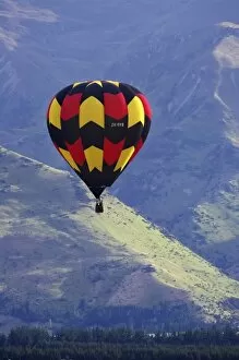 Hot Air Balloon and Mountains near Wanaka, South Island, New Zealand